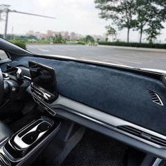 Italian Velvet Dashboard Sunshade Mat For VW ID.4 2021–2025 - Evooor