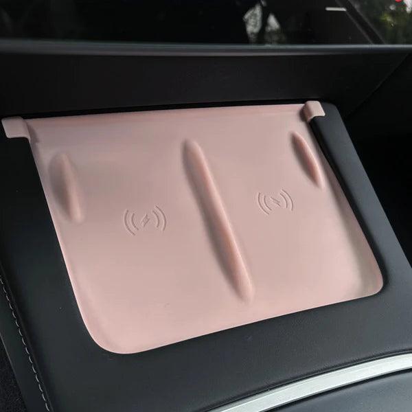 Model 3/Y Central Control Wireless Charging Silicone Pad for Tesla - Evooor