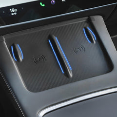 Model 3/Y Central Control Wireless Charging Silicone Pad for Tesla - Evooor