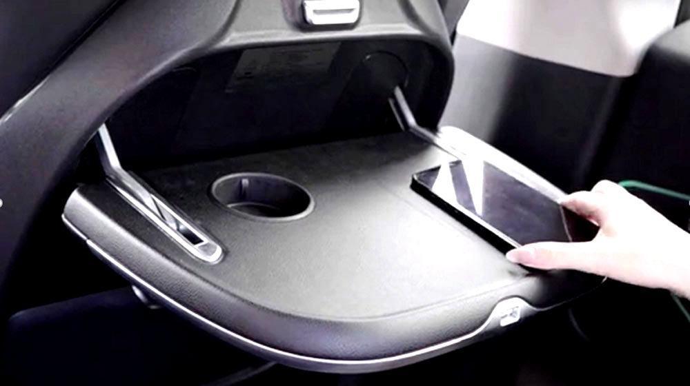 Convenient Folding Rear Seat Table Compatible with Tesla Model Y and Model 3 - Evooor