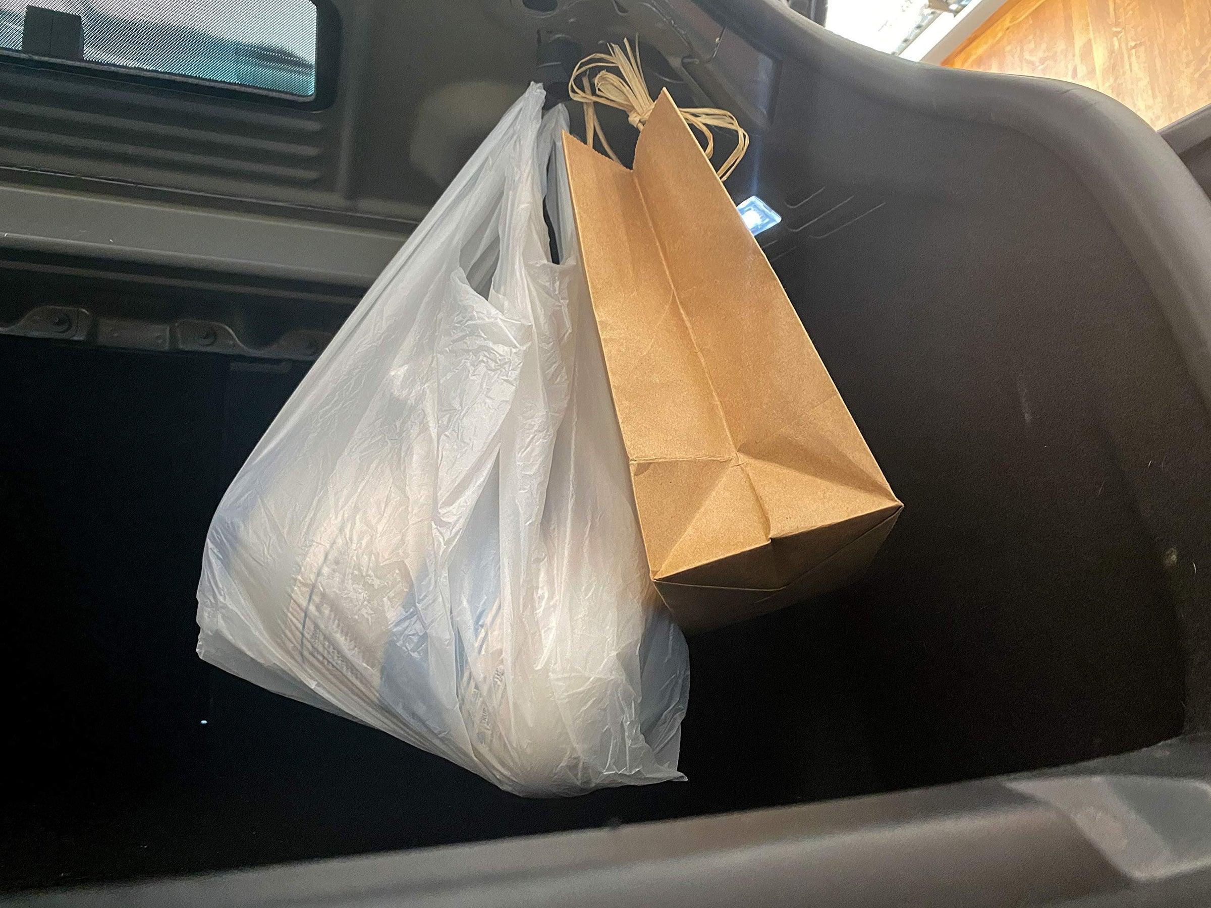 Model 3 Aluminum Grocery Bag Hook For Tesla (2017-2023) - Evooor
