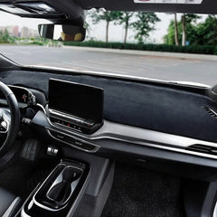 Italian Velvet Dashboard Sunshade Mat For VW ID.4 2021–2025 - Evooor