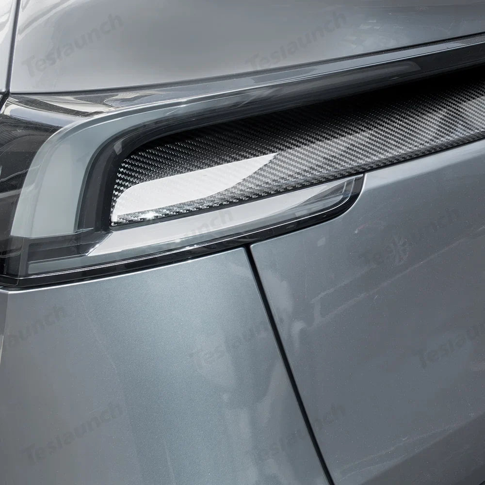 High-Quality Carbon Fiber Rear Tailgate Trim for Tesla Model Y - Enhance Your Vehicle's Style with This Juniper 2025+ Trim Piece - Evooor