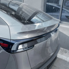 High-Quality Carbon Fiber Rear Tailgate Trim for Tesla Model Y - Enhance Your Vehicle's Style with This Juniper 2025+ Trim Piece - Evooor