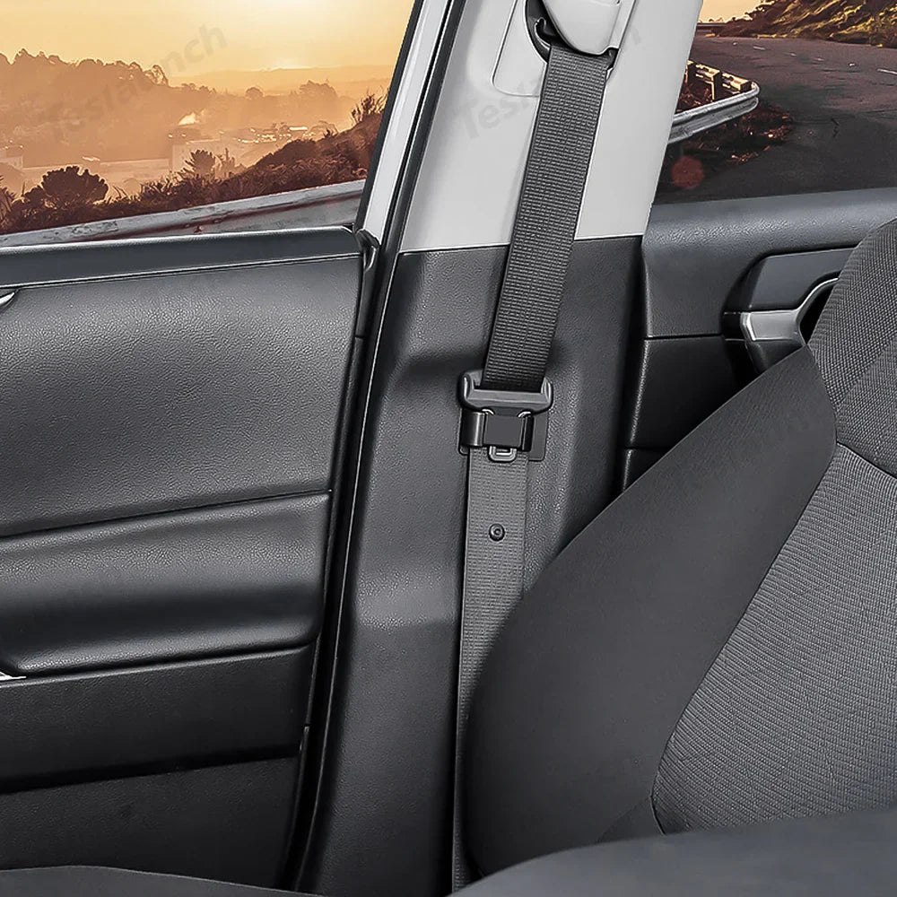 Car Seat Belt Buckle Holder for Universal Vehicle Models - Evooor